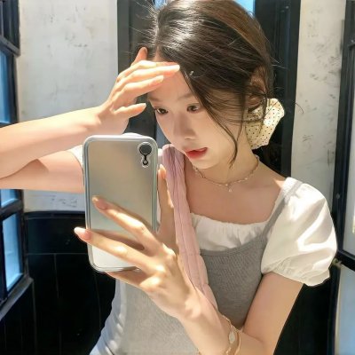 草裙春色